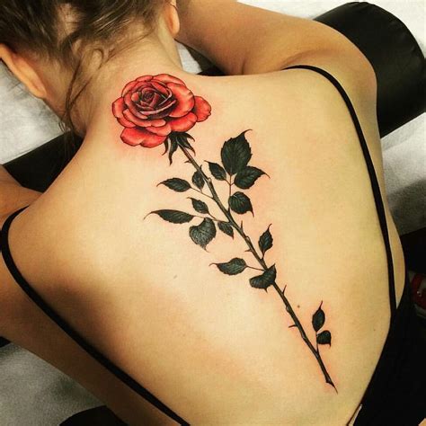 tatuagem nas costas feminina sexy|37 fotos de tatuagem feminina nas costas para você se inspirar